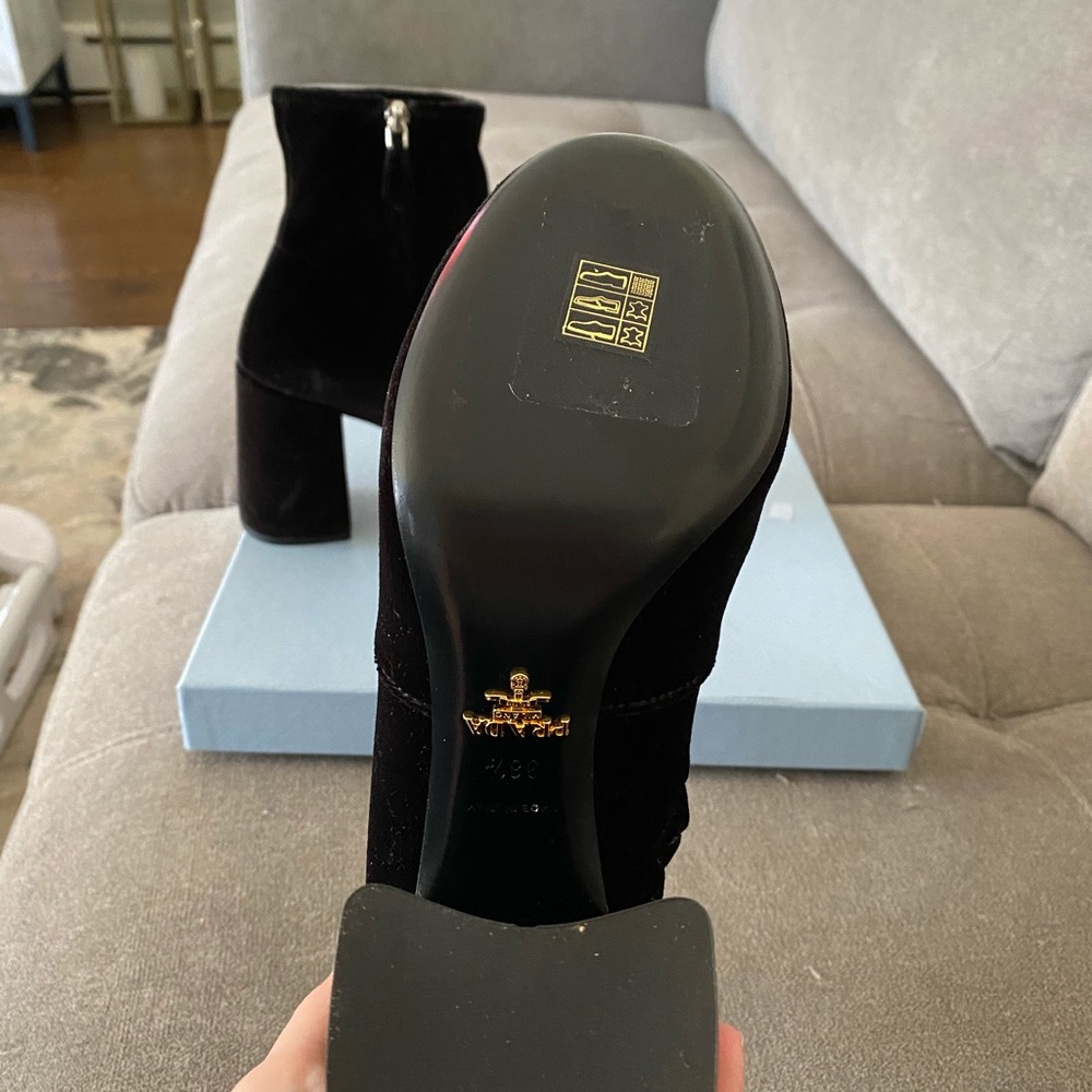 Prada suede heeled booties - Picture 4 of 5